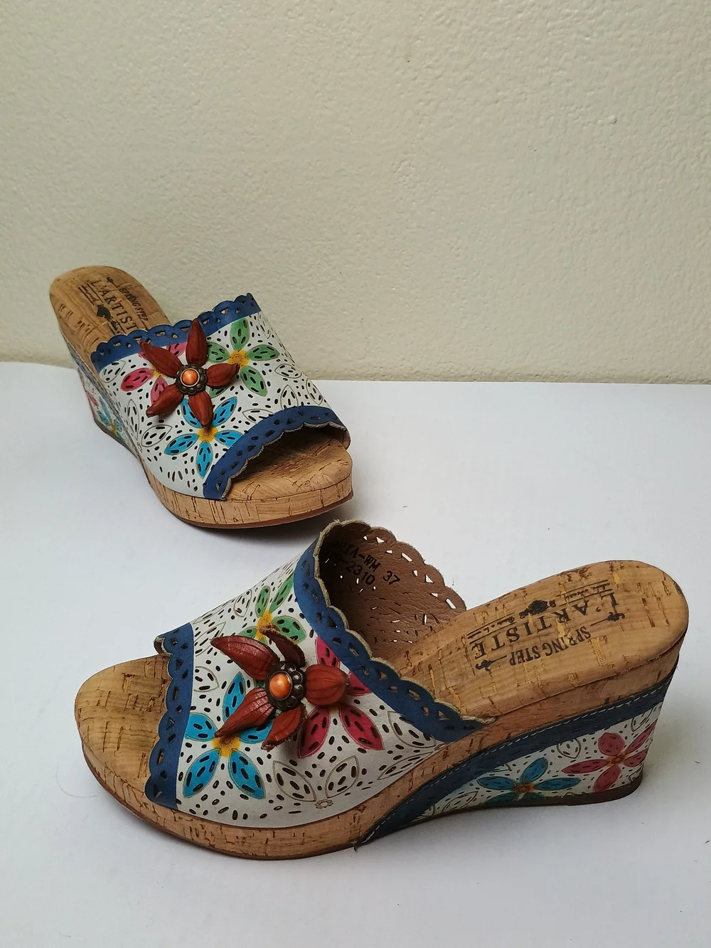 L'ARTISTE ANNAMARIA 7